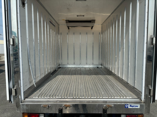 いすゞ エルフ 小型 冷蔵冷凍バン TPG-NLR85AN(104218) 11枚目