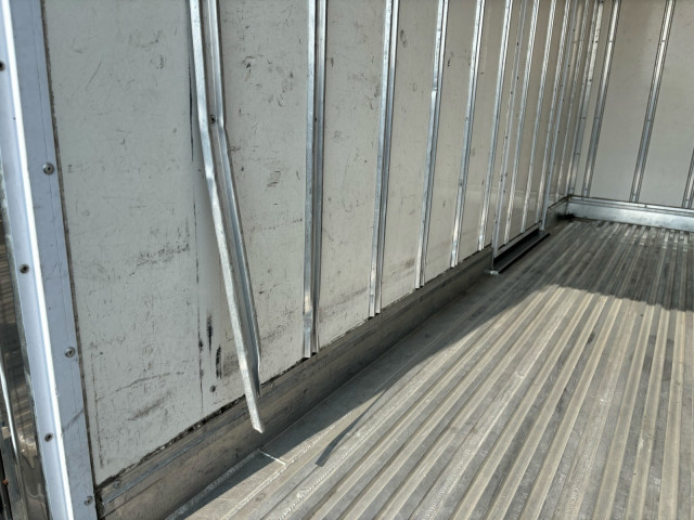 いすゞ エルフ 小型 冷蔵冷凍バン TPG-NLR85AN(104218) 18枚目