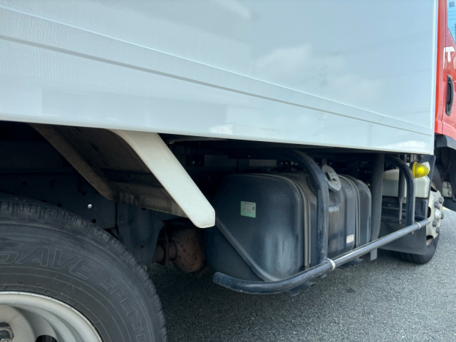いすゞ エルフ 小型 冷蔵冷凍バン TPG-NLR85AN(104218) 29枚目