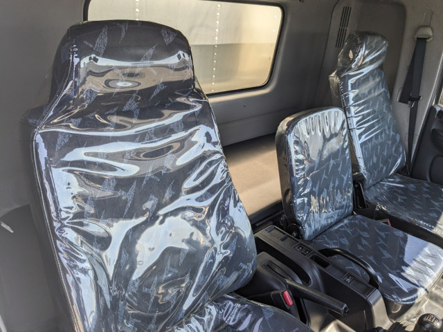 日野 レンジャー 中型 バン TKG-FD9JLAA(104217) 42枚目