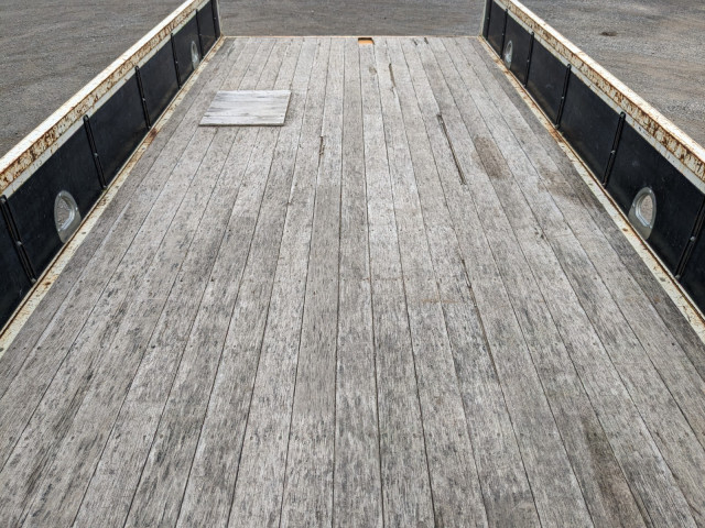 いすゞ フォワード 中型 平ボディ（クレーン付） 2PG-FRR90S1(104220) 12枚目