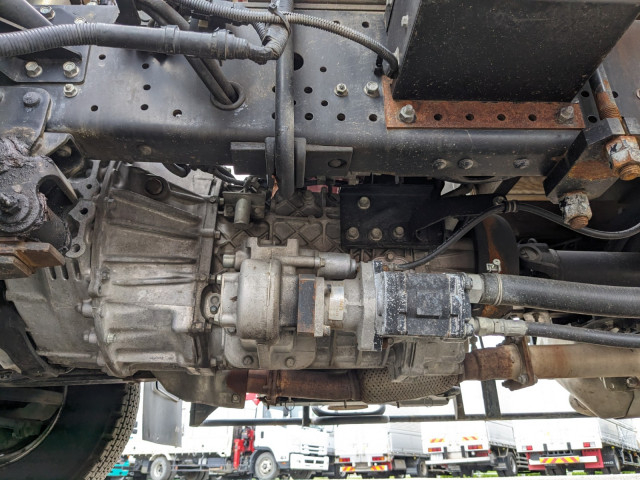 いすゞ フォワード 中型 平ボディ（クレーン付） 2PG-FRR90S1(104219) 17枚目