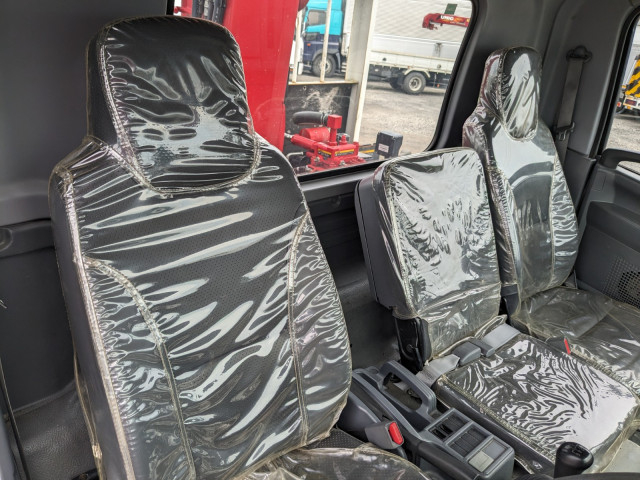 いすゞ フォワード 中型 平ボディ（クレーン付） 2PG-FRR90S1(104220) 38枚目