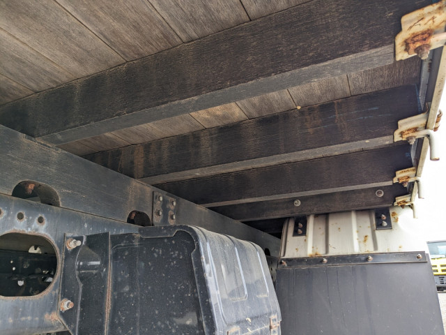 いすゞ フォワード 中型 平ボディ（クレーン付） 2PG-FRR90S1(104221) 20枚目