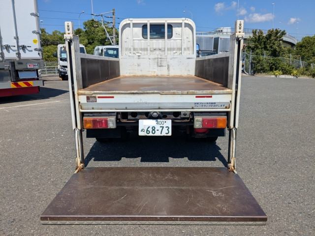 日野 デュトロ 小型 平ボディ 2RG-XZU605M(104223) 9枚目