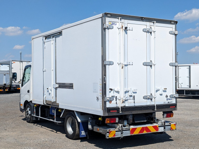 日野 デュトロ 小型 冷蔵冷凍バン TPG-XZU712M(104224) 4枚目