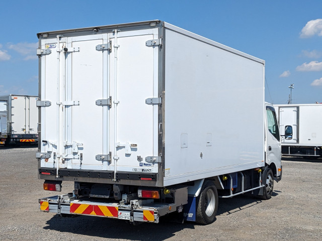 日野 デュトロ 小型 冷蔵冷凍バン TPG-XZU712M(104224) 5枚目