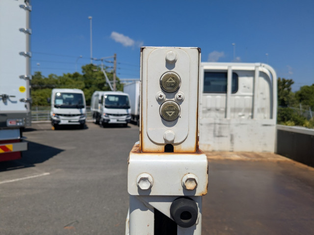 日野 デュトロ 小型 平ボディ 2RG-XZU605M(104223) 13枚目