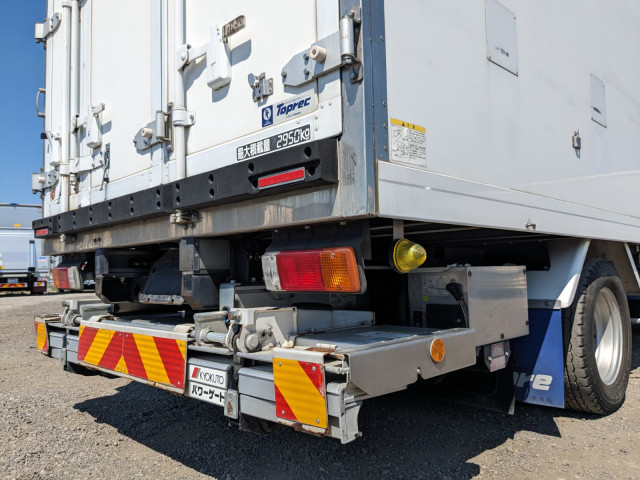 日野 デュトロ 小型 冷蔵冷凍バン TPG-XZU712M(104224) 7枚目