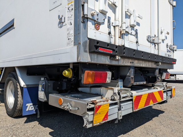 日野 デュトロ 小型 冷蔵冷凍バン TPG-XZU712M(104224) 8枚目