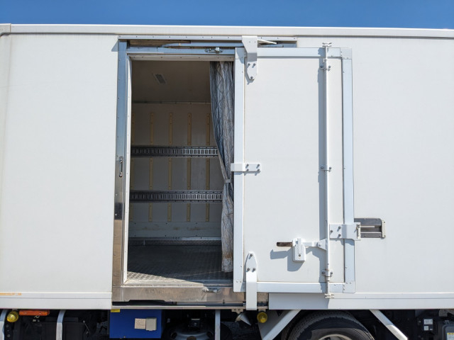 日野 デュトロ 小型 冷蔵冷凍バン TPG-XZU712M(104224) 31枚目