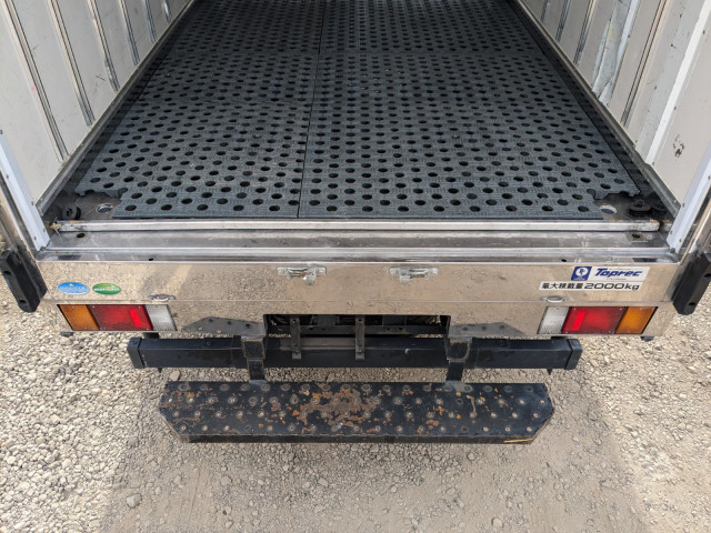 いすゞ エルフ 小型 冷蔵冷凍バン TPG-NMR85AN(104227) 10枚目