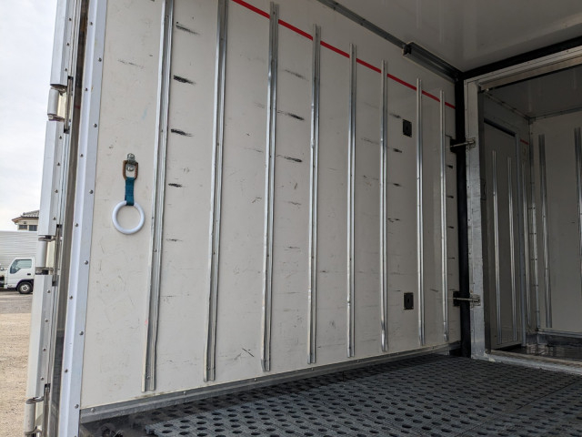 いすゞ エルフ 小型 冷蔵冷凍バン TPG-NMR85AN(104227) 17枚目