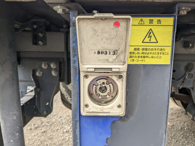 いすゞ エルフ 小型 冷蔵冷凍バン TPG-NMR85AN(104227) 31枚目