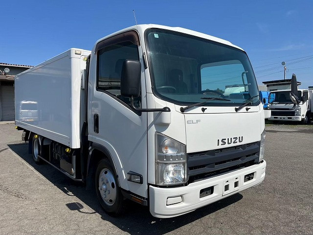 いすゞ 小型 冷蔵冷凍バン TKG-NPR85AN(66485) 4枚目