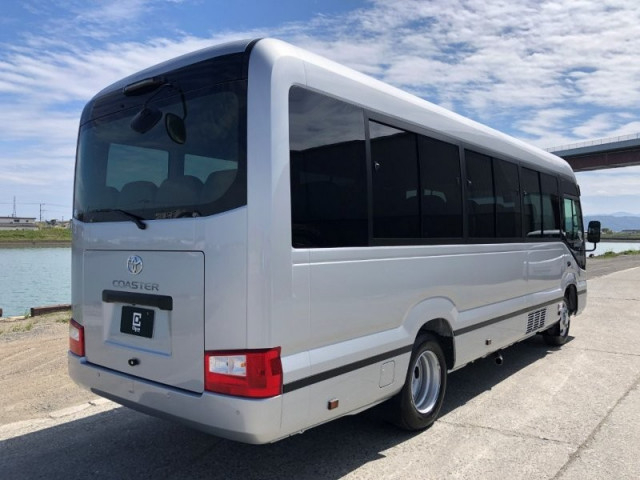 トヨタ コースター 小型 バス 2WG-GDB110(104237) 4枚目