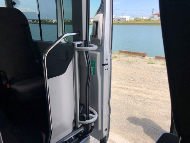 トヨタ コースター 小型 バス 2WG-GDB110(104237) 20枚目