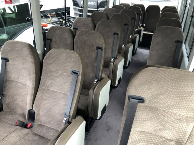 トヨタ コースター 小型 バス 2WG-GDB110(104237) 23枚目