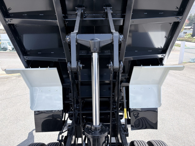 三菱ふそう ファイター 増トン 土砂ダンプ 2KG-FK62FZ(104240) 18枚目