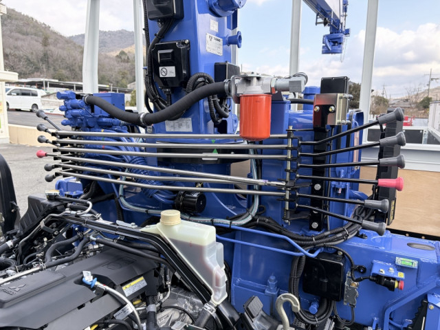 三菱ふそう キャンター 小型 平ボディ（クレーン付） 2PG-FEB90(104243) 20枚目