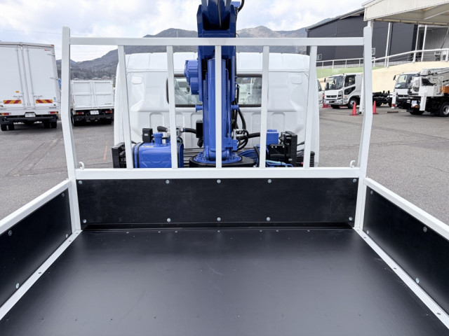 三菱ふそう キャンター 小型 平ボディ（クレーン付） 2PG-FEB90(104243) 21枚目