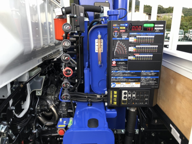 三菱ふそう キャンター 小型 平ボディ（クレーン付） 2PG-FEB90(104245) 17枚目