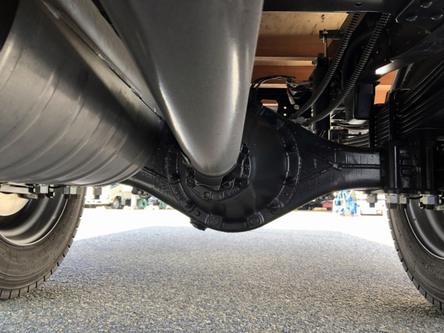 三菱ふそう キャンター 小型 平ボディ（クレーン付） 2PG-FEB90(104245) 32枚目