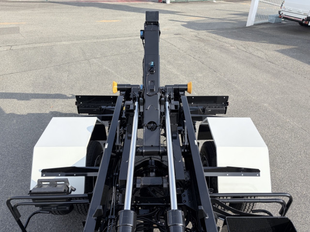 三菱ふそう ファイター 中型 コンテナ専用車 2KG-FK72F(104246) 24枚目