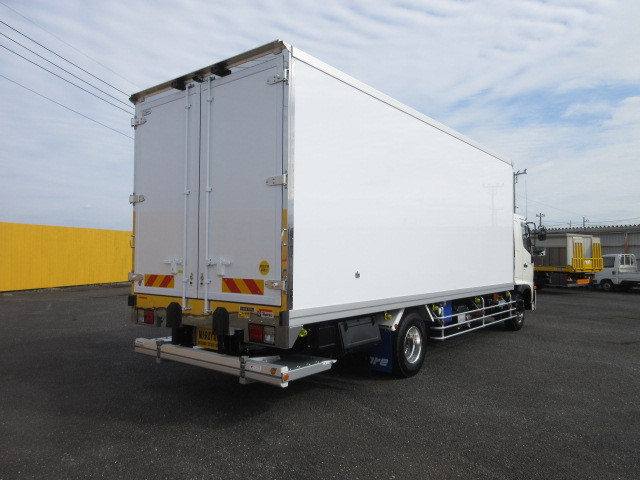 日野 レンジャー 中型 冷蔵冷凍バン 2KG-GD2ABG(104249) 4枚目