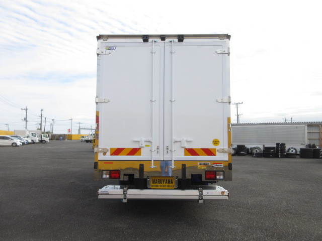 日野 レンジャー 中型 冷蔵冷凍バン 2KG-GD2ABG(104249) 8枚目