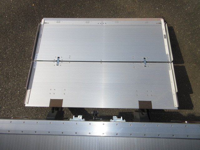 日野 レンジャー 増トン 冷蔵冷凍バン 2KG-GD2ABG(104248) 10枚目