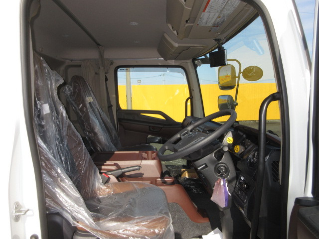 日野 レンジャー 増トン 冷蔵冷凍バン 2KG-GD2ABG(104248) 13枚目