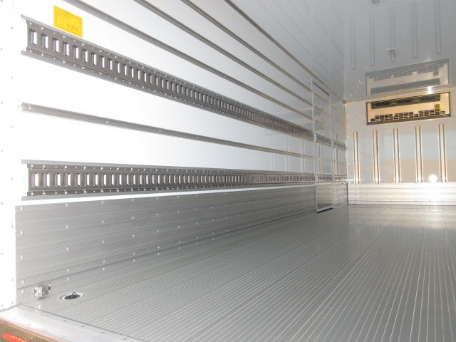 日野 レンジャー 増トン 冷蔵冷凍バン 2KG-GD2ABG(104248) 28枚目