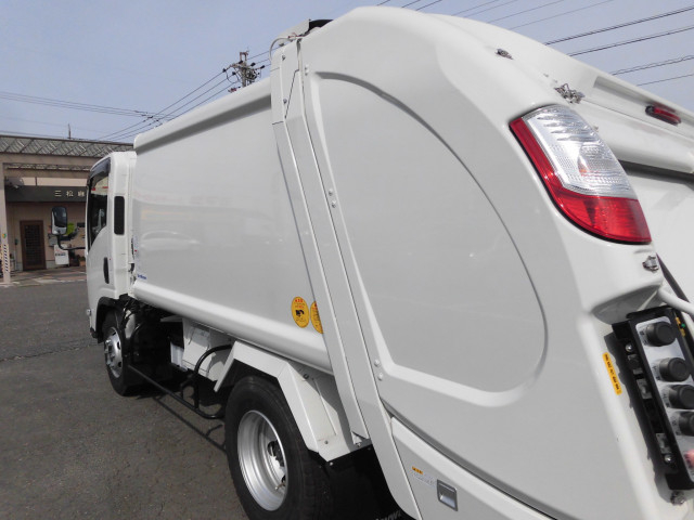 いすゞ エルフ 小型 塵芥車（プレス式） 2PG-NPR88YM(104251) 10枚目