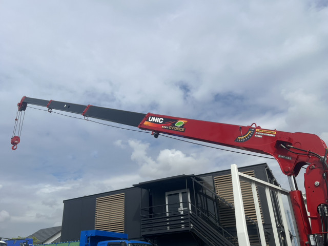 三菱ふそう キャンター 小型 平ボディ（クレーン付） 2PG-FEB80(104250) 15枚目