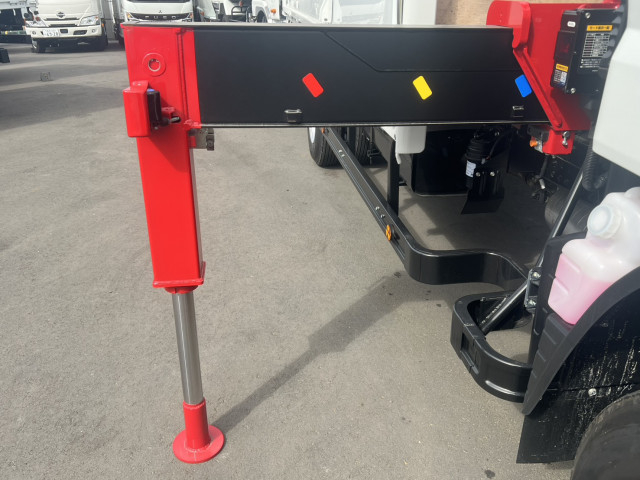 三菱ふそう キャンター 小型 平ボディ（クレーン付） 2PG-FEB80(104250) 17枚目