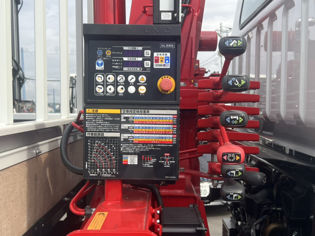 三菱ふそう キャンター 小型 平ボディ（クレーン付） 2PG-FEB80(104250) 19枚目