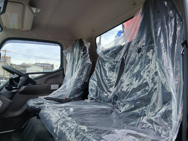 三菱ふそう キャンター 小型 平ボディ（クレーン付） 2PG-FEB80(104250) 28枚目