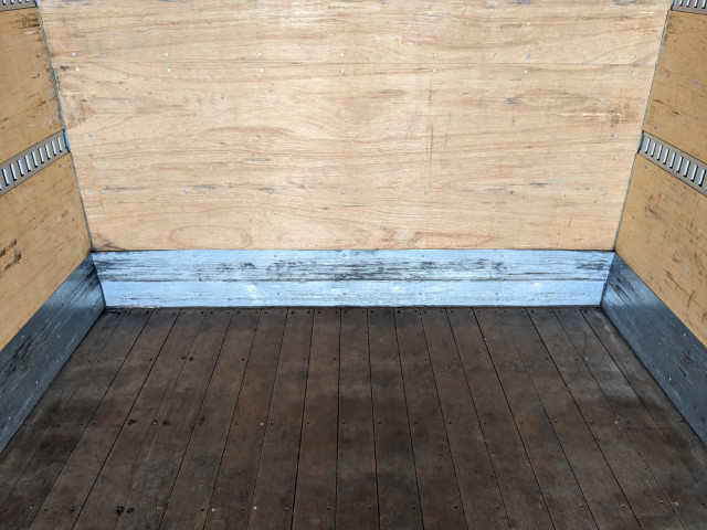 いすゞ フォワード 小型 バン TKG-FRR90S2(104252) 18枚目