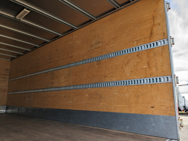 いすゞ フォワード 小型 バン TKG-FRR90S2(104252) 22枚目