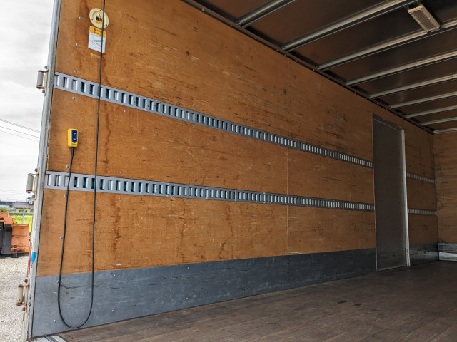 いすゞ フォワード 小型 バン TKG-FRR90S2(104252) 23枚目