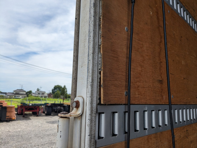 いすゞ フォワード 小型 バン TKG-FRR90S2(104252) 24枚目