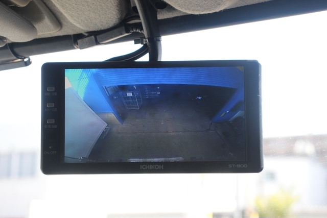 Mitsubishi Fuso canter Small Box body TPG-FEA50(104263) 11枚目