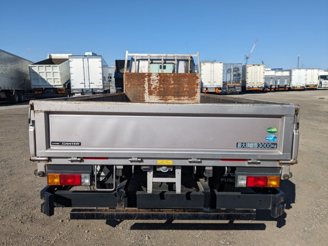 三菱ふそう キャンター 小型 平ボディ 2RG-FEAV0(104264) 5枚目