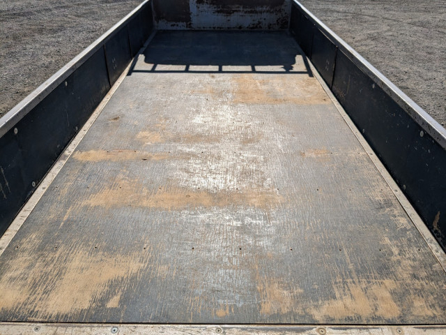 三菱ふそう キャンター 小型 平ボディ 2RG-FEAV0(104264) 10枚目