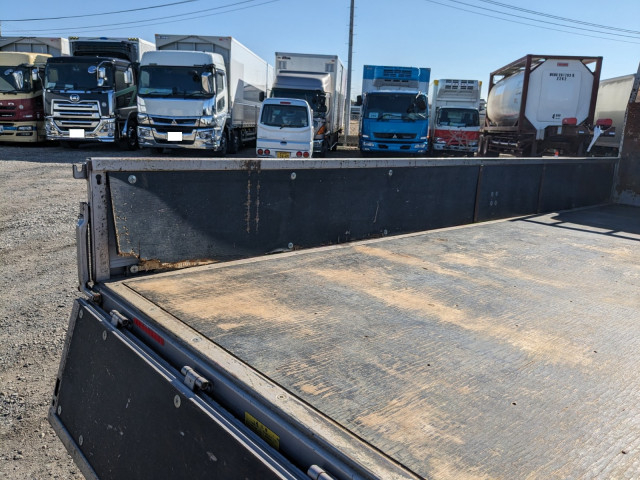 三菱ふそう キャンター 小型 平ボディ 2RG-FEAV0(104264) 17枚目