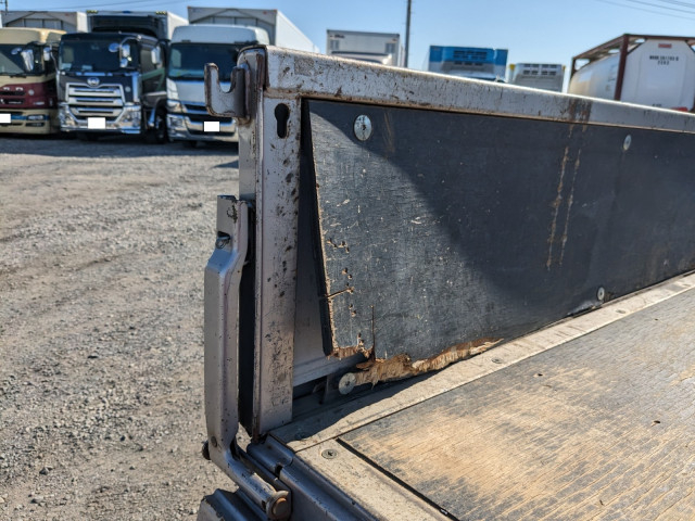 三菱ふそう キャンター 小型 平ボディ 2RG-FEAV0(104264) 18枚目