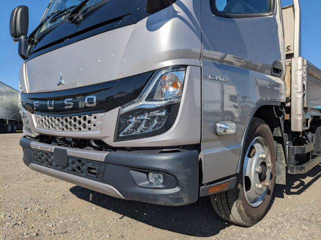 三菱ふそう キャンター 小型 平ボディ 2RG-FEAV0(104264) 24枚目