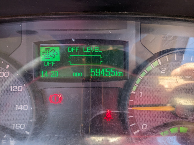 三菱ふそう キャンター 小型 平ボディ 2RG-FEAV0(104264) 35枚目