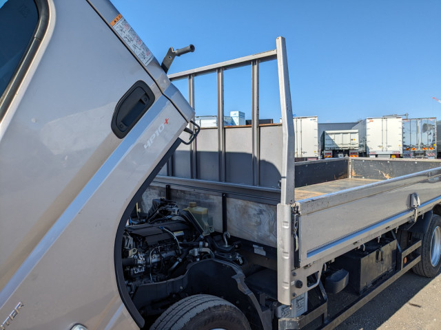 三菱ふそう キャンター 小型 平ボディ 2RG-FEAV0(104264) 38枚目